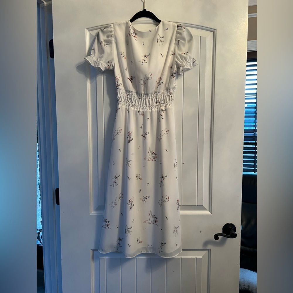 Gianni Bini dress white with floral pattern - Picture 2 of 11